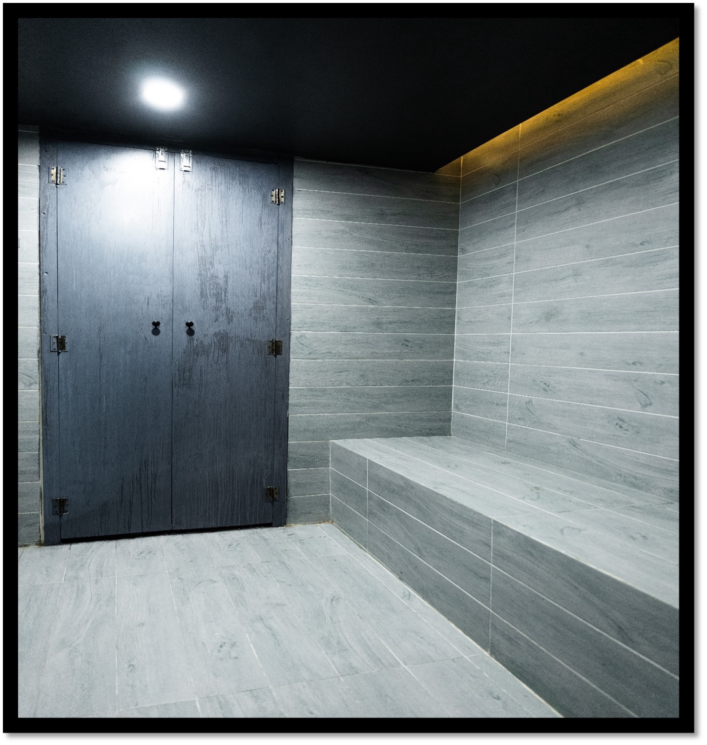 Showers, Lockers & All Post Workout Freshness at c3 fitness club in karachi